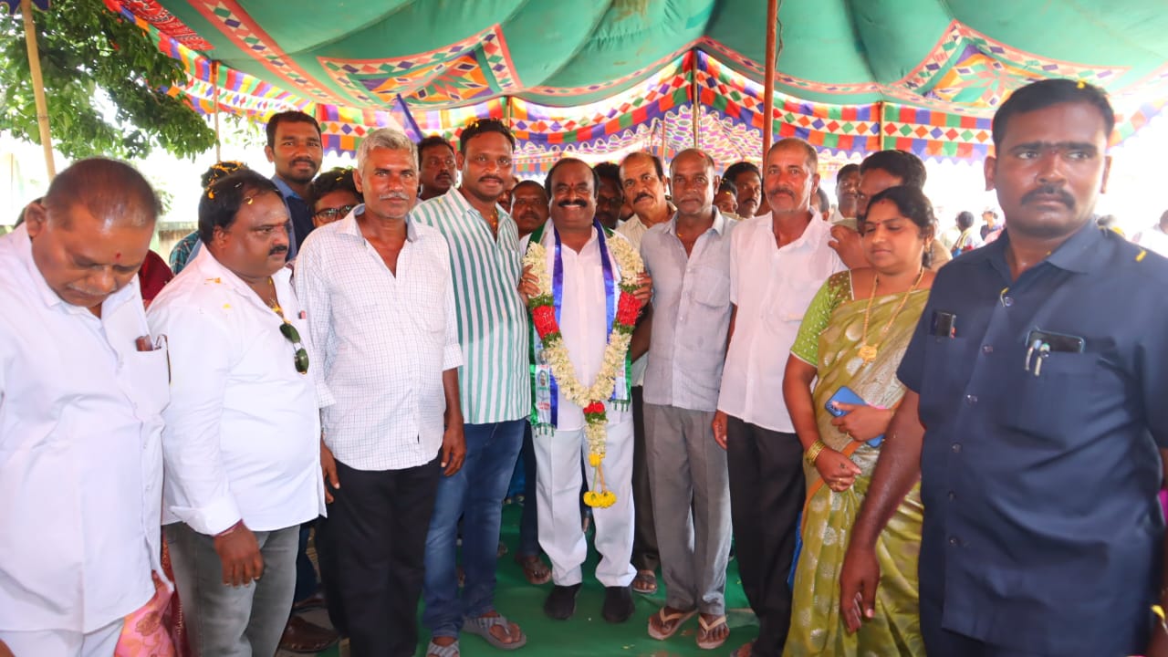 Kaikaluru Market yard committee oath swearing ceremony in the presence of Kaikaluru MLA Dulam Nageswara rao 